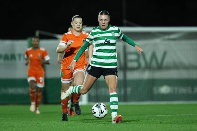 Madison Haugen ( Sporting CP Womens team ) in action during the match between Sporting CP Womens team and Glasgow City LFC Womens team, valid for UEFA Womens Europa Cup 2025 2026 - round of 16 at Estadio Aurelio Pereira on 19 November 2025. Lisboa Estadio Aurelio Pereira Alcochete Portugal Copyright: xIMAGOx xPRIMExSPORTSxIMAGESx xFILIPExOLIVEIRAx
