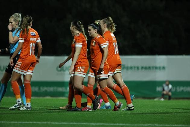 Glasgow City LFC Women s team celebrating a goal during the match between Sporting CP Womens team and Glasgow City LFC Womens team, valid for UEFA Womens Europa Cup 2025 2026 - round of 16 at Estadio Aurelio Pereira on 19 November 2025. Lisboa Estadio Aurelio Pereira Alcochete Portugal Copyright: xIMAGOx xPRIMExSPORTSxIMAGESx xFILIPExOLIVEIRAx