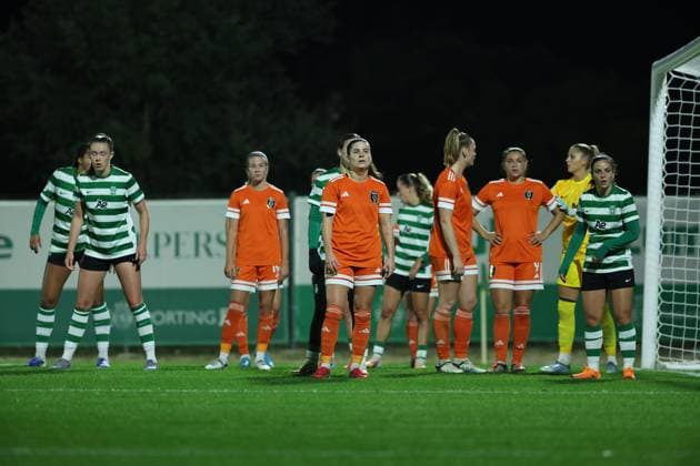 Both teams in action during the match between Sporting CP Womens team and Glasgow City LFC Womens team, valid for UEFA Womens Europa Cup 2025 2026 - round of 16 at Estadio Aurelio Pereira on 19 November 2025. Lisboa Estadio Aurelio Pereira Alcochete Portugal Copyright: xIMAGOx xPRIMExSPORTSxIMAGESx xFILIPExOLIVEIRAx