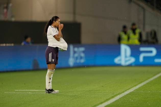Photo skeptical expression at Jayde RIVIERE Manchester Football Womens Champions League on Wed 19 11 2025 VfL Wolfsburg Manchester United