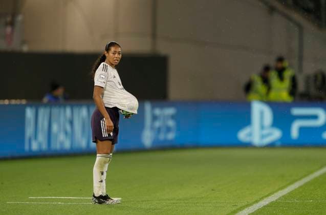 Photo skeptical expression at Jayde RIVIERE Manchester Football Womens Champions League on Wed 19 11 2025 VfL Wolfsburg Manchester United