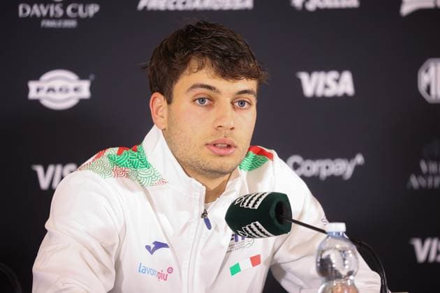 Flavio Cobolli (ITA) during Davis Cup - Final Eight, International Tennis match in Bologna, Italy, November 19 2025  Copyright: xRobertaxCorradin IPAxSportx xipa-agency.netx xx IPA_68142363 IPA_Agency_IPA68142363