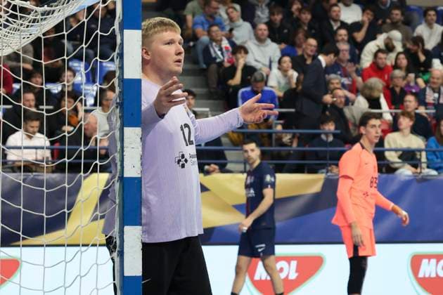 HANDBALL : Paris Saint Germain Vs FC Barcelone - Ligue des Champions - 19 11 2025 Emil Nielsen (FC Barcelone) ParisFrance  Copyright: xMichaelxBaucherx