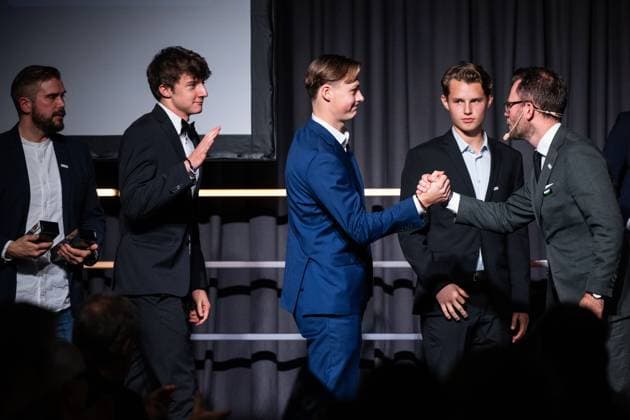 251119 Sirius Finlay Neat, Halmstads Hjalmar Aberg and Brommapojkarnas Oskar Jarde receive the award for the Unicoach player of the year from Anders Falk, Unibet, during Allsvenskans Grand Prize on November 19, 2025 in Stockholm  Copyright: EMMAxWALLSKOG BB251119EW082