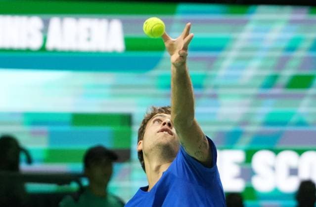 November 19, 2025, Bologna, Bretagne, Italy: Flavio Cobolli of Italia during the Davis Cup 2025, Final 8, Tennis event on 19 November 2025 in Bologna, Italy - Photo Bologna Italy - ZUMAl193 20251119_zsp_l193_069 Copyright: xLaurentxLairysx