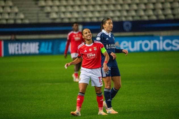 November 19, 2025, Paris, Å½Le-De-France, France: November 19, 2025, Paris, France: Women s Champions League, 4th matchday : Paris FC - Benfica : Paris FC claims their first victory in the 2026 UEFA Women s Champions League beating Benfica at Jean-Bouin (2-0). Maelline Mendy and Maelle Garbino scored for the team coached by Sandrine Soubeyrand. Paris France - ZUMAp284 20251119_zip_p284_030 Copyright: xMickaelxPintax
