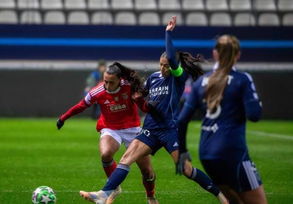 November 19, 2025, Paris, Å½Le-De-France, France: November 19, 2025, Paris, France: Women s Champions League, 4th matchday : Paris FC - Benfica : Paris FC claims their first victory in the 2026 UEFA Women s Champions League beating Benfica at Jean-Bouin (2-0). Maelline Mendy and Maelle Garbino scored for the team coached by Sandrine Soubeyrand. Paris France - ZUMAp284 20251119_zip_p284_035 Copyright: xMickaelxPintax