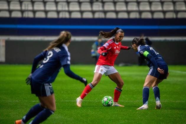 November 19, 2025, Paris, Å½Le-De-France, France: November 19, 2025, Paris, France: Women s Champions League, 4th matchday : Paris FC - Benfica : Paris FC claims their first victory in the 2026 UEFA Women s Champions League beating Benfica at Jean-Bouin (2-0). Maelline Mendy and Maelle Garbino scored for the team coached by Sandrine Soubeyrand. Paris France - ZUMAp284 20251119_zip_p284_037 Copyright: xMickaelxPintax