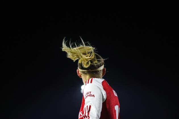 Arsenal gegen Real Madrid Frauen 19. November 2025, Boreham Wood UEFA Women™s Champions League Arsenal gegen Real Madrid Frauen Chloe Kelly von Arsenal Foto Charlotte Wilson Abseits Boreham Wood UK  Copyright: xCharlottexWilsonx xOffsidexOffside