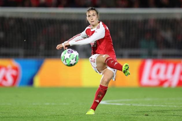Arsenal gegen Real Madrid Frauen 19. November 2025, Boreham Wood UEFA Women™s Champions League Arsenal gegen Real Madrid Frauen Lotte Wubben Moy von Arsenal Foto Charlotte Wilson Abseits Boreham Wood UK  Copyright: xCharlottexWilsonx xOffsidexOffside