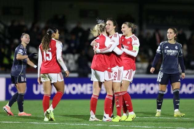 Goal celebrations for Alessia Russo of Arsenal Women during the UEFA Women s Champions League match between Arsenal Women and Real Madrid Femenino at Meadow Park, London, England on 19 November 2025. Copyright: xJoshuaxSmithx 44300015