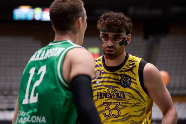 November 19, 2025, Badalona, Barcelona, Spain: Yair Kravits of Hapoel Netanel Holon during the Basketball Champions League season X game between Joventut Badalona and Hapoel Netanel Holon at Palau Olimpic de Badalona on November 19, 2025 in Badalona, Spain. Badalona Spain - ZUMAr232 20251119_zsp_r232_085 Copyright: xDavidxRamirezx