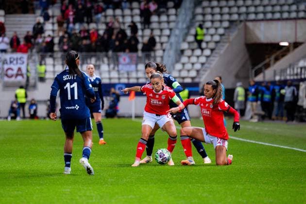 Lucia Alves of Benfica in action during the UEFA Womens Champions League game between Paris FC and SL Benfica at Stade Jean Bouin in Paris, France. Copyright: xPaulinexFIGUETx xSPPx Sportspressphoto_SPR64091