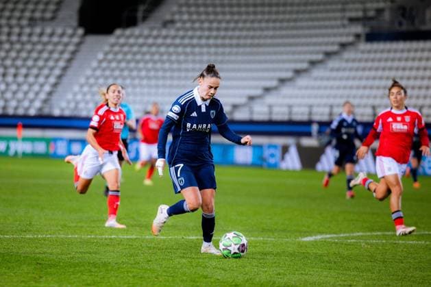 Maelle Garbino of Paris FC in action during the UEFA Womens Champions League game between Paris FC and SL Benfica at Stade Jean Bouin in Paris, France. Copyright: xPaulinexFIGUETx xSPPx Sportspressphoto_SPR64116
