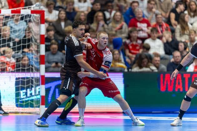 Aalborg Handball v Industria Kielce, EHF Champions League Handball, Aalborg, Denmark Aalborg, Denmark. 19th, November 2025. Felix Moller (R) of Aalborg Handball and Theo Monar (L) of Industria Kielce seen during the EHF Champions League match between Aalborg Handball and Industria Kielce at Sparekassen Danmark Arena in Aalborg. Denmark, Aalborg  Copyright: xGonzalesxPhoto MadsxAndersenx