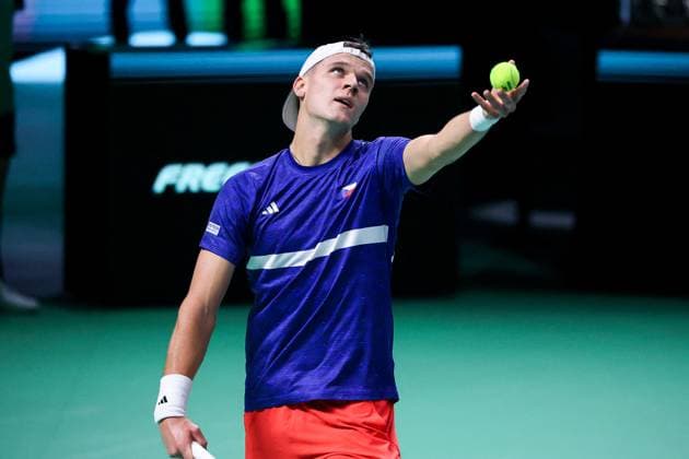 TENNIS - Internazionali di Tennis - Davis Cup - Final Eight Jakub MENSIK (CZE) during Davis Cup - Final Eight, International Tennis match in Bologna, Italy, November 20 2025 Bologna Italy  Copyright: xIPAxSport ABACAx