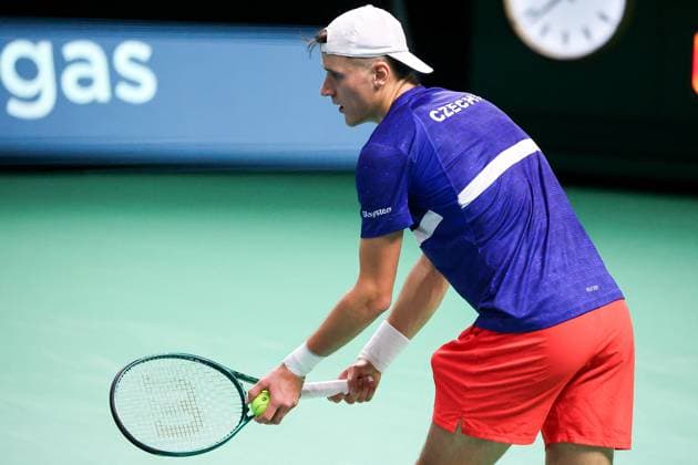 TENNIS - Internazionali di Tennis - Davis Cup - Final Eight Jakub MENSIK (CZE) during Davis Cup - Final Eight, International Tennis match in Bologna, Italy, November 20 2025 Bologna Italy  Copyright: xIPAxSport ABACAx