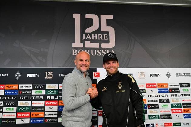 20 11 2025 Moenchengladbach Fussball, Herren, Saison 2025 2026, Pressekonferenz Borussia Moenchengladbach vor Heidenheim und Vertragsverlaengerung Eugen Polanski v li Rouven Schroeder Head of Sports, Gladbach , Eugen Polanski Cheftrainer Gladbach DFL regulations prohibit any use of photographs as image sequences and or quasi video Borussia Park NRW Deutschland