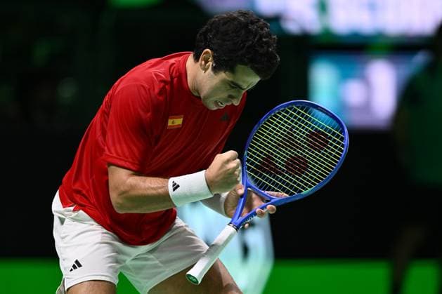 Jaume Munar Clar of Spain in action during the Davis Cup Quarter-Final match between Jaume Munar Clar of Spain and Jiri Lehecka of Czechia at Supertennis Arena - Bolognafiere on November 20, 2025 in Bologna, Italy  Copyright: xDomenicoxCippitelli IPAxSportx xipa-agency.netx xx IPA_68167061 IPA_Agency_IPA68167061