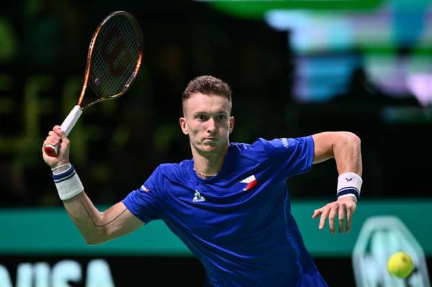 Jiri Lehecka of Czechia in action during the Davis Cup Quarter-Final match between Jaume Munar Clar of Spain and Jiri Lehecka of Czechia at Supertennis Arena - Bolognafiere on November 20, 2025 in Bologna, Italy  Copyright: xDomenicoxCippitelli IPAxSportx xipa-agency.netx xx IPA_68167070 IPA_Agency_IPA68167070