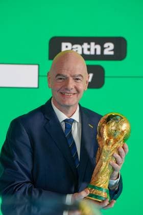 Soccer FIFA World Cup Qualification Europe 2025 26 Playoff Draw Home of FIFA Zurich, Switzerland Gianni Infantino FIFA President with trophy Zurich Canton Zurich Switzerland Copyright: xJOERANxSTEINSIEKx