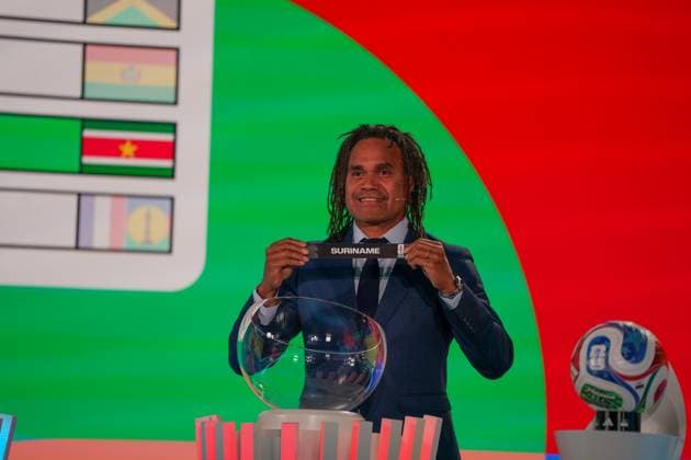 Soccer FIFA World Cup Qualification Europe 2025 26 Playoff Draw Home of FIFA Zurich, Switzerland Christian Karembeu FIFA Legend draws Suriname Zurich Canton Zurich Switzerland Copyright: xJOERANxSTEINSIEKx