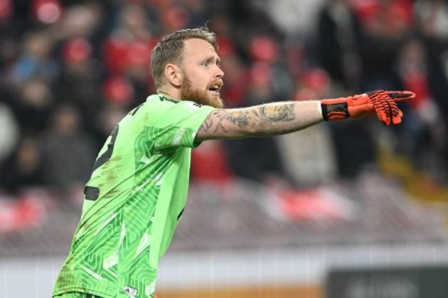 VIKTOR JOHANSSON, Svezia, World Cup 2026 Qualifying, Switzerland-Sweden 4-1, azione, action, single shot QUALIFICAZIONI MONDIALI 2026 SVIZZERA-SVEZIA 4-1