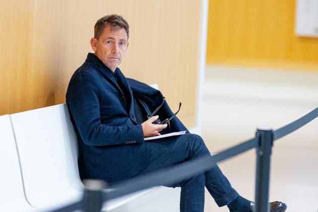 Daniel Riolo - Arrivées au tribunal correctionnel de Paris en marge du procès en diffamation entre Didier Deschamps et Daniel Riolo. Le procès en diffamation opposant Didier Deschamps à Daniel Riolo s’est ouvert le 20 novembre 2025 devant la XVIIe chambre du tribunal correctionnel de Paris : Didier Deschamps reproche à Daniel Riolo d’avoir qualifié de « menteur » à propos de la blessure de Karim Benzema lors de la coupe du monde de football en 2022. France, le 20 novembre 2025. Pierre Perusseau Bestimage Arrivals at the Paris Criminal Court on the sidelines of the defamation trial between Didier Deschamps and Daniel Riolo. The defamation trial between Didier Deschamps and Daniel Riolo opened on November 20, 2025, before the 17th chamber of the Paris Criminal Court. Didier Deschamps accuses Daniel Riolo of having called him a liar regarding Karim Benzema s injury during the 2022 FIFA World Cup, WM, Weltmeisterschaft, Fussball France, November 20, 2025. Paris France  Copyright: xPierrexPerusseaux xBestimagexPierrexPerusseaux xBestimagex