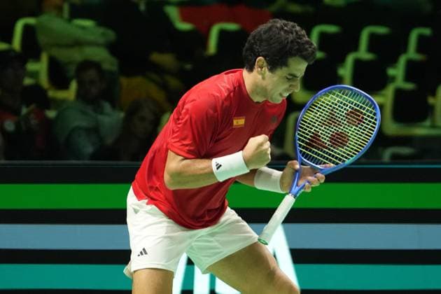 November 20, 2025, Bologna, Bretagne, Italy: Jaume Munar of Spain during the Davis Cup 2025, Final 8, Tennis event on 19 November 2025 in Bologna, Italy - Photo Bologna Italy - ZUMAl193 20251120_zsp_l193_096 Copyright: xLaurentxLairysx