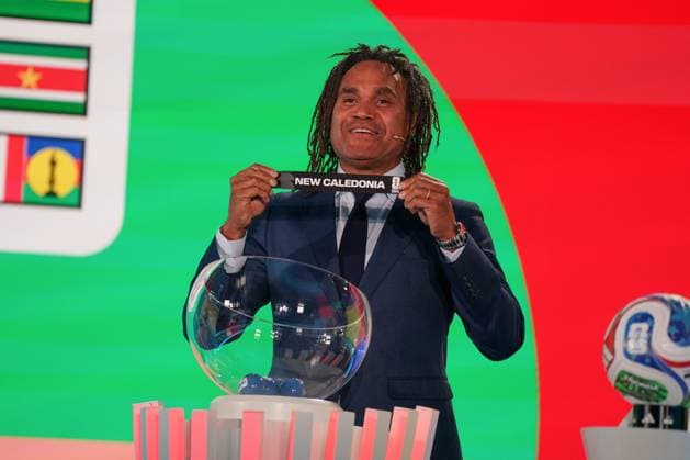 Football FIFA World Cup Qualification Europe 2025 26 Playoff Draw Home of FIFA Zurich, Switzerland Christian Karembeu FIFA Legend draws New Caledonia Copyright: xJOERANxSTEINSIEKx