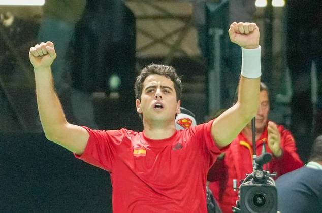 November 20, 2025, Bologna, Bretagne, Italy: Jaume Munar of Spain during the Davis Cup 2025, Final 8, Tennis event on 19 November 2025 in Bologna, Italy - Photo Bologna Italy - ZUMAl193 20251120_zsp_l193_117 Copyright: xLaurentxLairysx