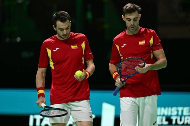 Marcel Granollers-Pujol and Pedro Martinez Portero of Spain during the Davis Cup Quarter-Final match between Marcel Granollers-Pujol and Pedro Martinez Portero of Spain v Tomas Machac and Adam Pavlasek of Czechia competes in the 1500m Women at Supertennis Arena - Bolognafiere on November 20, 2025 in Bologna, Italy  Copyright: xDomenicoxCippitelli IPAxSportx xipa-agency.netx xx IPA_68173352 IPA_Agency_IPA68173352
