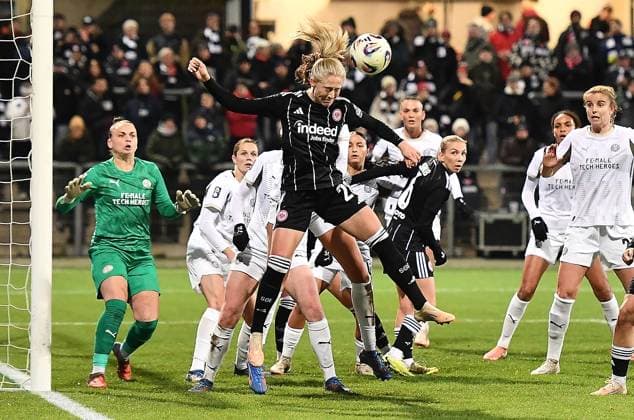 20 11 2025, xhbx, Football UEFA Women EuropaCup, Eintracht Frankfurt Women PSV Eindhoven v l Rebecka Blomqvist Eintracht Frankfurt Women DFL DFB REGULATIONS PROHIBIT ANY USE OF PHOTOGRAPHS as IMAGE SEQUENCES and or QUASI VIDEO Frankfurt