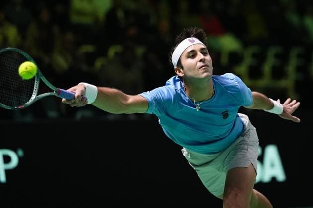 Tomas Martin Etcheverry in action during the Davis Cup Finals 2025 Quarterfinals match between Tomas Martin Etcheverry (Argentina) and Jan-Lennard Struff (Germany) at Bologna Fiere, Bologna, Italy - November 20, 2025. - Tennis.  Copyright: xMassimoxPaolone LaPressex