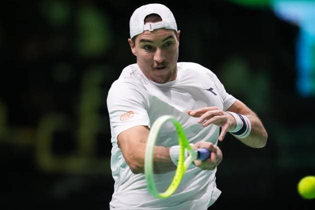 Jan-Lennard Struff in action during the Davis Cup Finals 2025 Quarterfinals match between Tomas Martin Etcheverry (Argentina) and Jan-Lennard Struff (Germany) at Bologna Fiere, Bologna, Italy - November 20, 2025. - Tennis.  Copyright: xMassimoxPaolone LaPressex