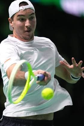 Jan-Lennard Struff in action during the Davis Cup Finals 2025 Quarterfinals match between Tomas Martin Etcheverry (Argentina) and Jan-Lennard Struff (Germany) at Bologna Fiere, Bologna, Italy - November 20, 2025. - Tennis.  Copyright: xMassimoxPaolone LaPressex
