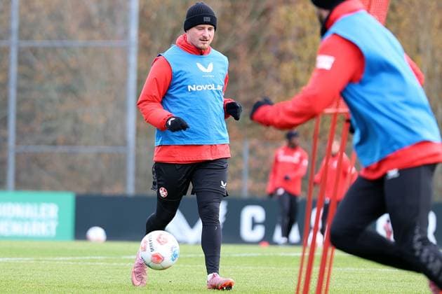 20 11 2025, xrekx, Soccer 2 Bundesliga, 1 FC Kaiserslautern Training v l Marlon Ritter 1 FC Kaiserslautern DFL DFB REGULATIONS PROHIBIT ANY USE OF PHOTOGRAPHS as IMAGE SEQUENCES and or QUASI VIDEO Kaiserslautern
