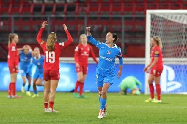 Julia Bartel of Atletico Madrid celebrates after scoring the goal during the match FC Twente Enschede vs Atletico de Madrid at the Stadium the Grolsch Veste for the Champions League women season 2025 2026 in ENSCHEDE, Netherlands on 20 november 2025, photo by Peter Lous EYE4images DeFodi Images