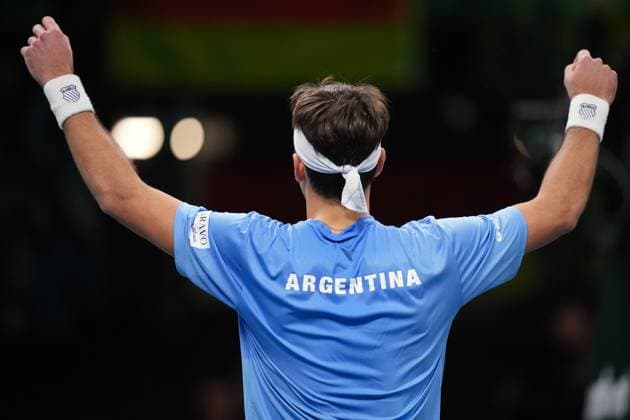 Tomas Martin Etcheverry celebrates for the victory at the end of the Davis Cup Finals 2025 Quarterfinals match between Tomas Martin Etcheverry (Argentina) and Jan-Lennard Struff (Germany) at Bologna Fiere, Bologna, Italy - November 20, 2025. - Tennis.  Copyright: xMassimoxPaolone LaPressex