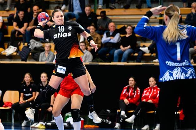 Handball, Women Laenderspiel Switzerland Germany Mareike Thomaier Germany , Goalkeeper Lea Schüpbach Schuepbach Switzerland St Gallen Kreuzbleiche Switzerland