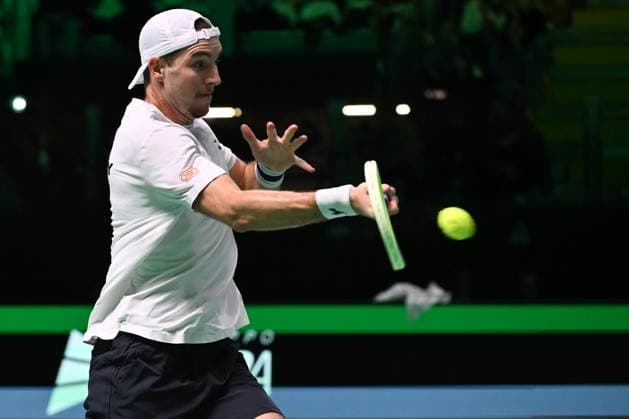 Jan-Lennard Struff of Germany in action during the Davis Cup Quarter-Final match between Tomas Martin Etcheverry of Argentina and Jan-Lennard Struff of Germany at Supertennis Arena - Bolognafiere on November 20, 2025 in Bologna, Italy  Copyright: xDomenicoxCippitelli IPAxSportx xipa-agency.netx xx IPA_68180377 IPA_Agency_IPA68180377