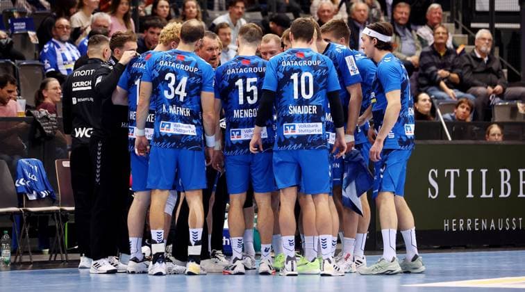 BAU 20 11 2025 Stuttgart Handball TVB Stuttgart vs GWD Minden, coach Misha Kaufmann TVB, center