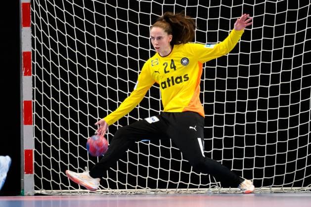 Handball, womens national match Switzerland Germany Goalkeeper Sarah Wachter Germany St Gallen Kreuzbleiche Switzerland