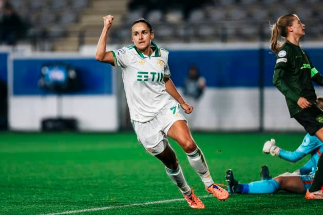 Evelyne Viens (AS Roma, 7) celebrates after scoring the 0:1 UEFA Womens s Champions League: OH Leuven- AS Roma; Leuven, King Power at Den Dreef Stadion, 20.11.2025 Copyright: xBEAUTIFULxSPORTS Freisenx