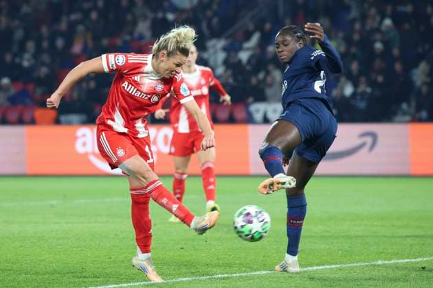 FOOTBALL FEMININ : Paris Saint Germain Vs Bayern Munich - Ligue des Champions - 20 11 2025 But de Linda Dallmann (Bayern Munich) ParisFrance  Copyright: xMichaelxBaucherx
