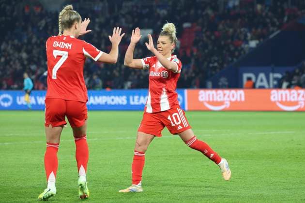 FOOTBALL FEMININ : Paris Saint Germain Vs Bayern Munich - Ligue des Champions - 20 11 2025 Joie dur le but de Linda Dallmann (Bayern Munich) ParisFrance  Copyright: xMichaelxBaucherx