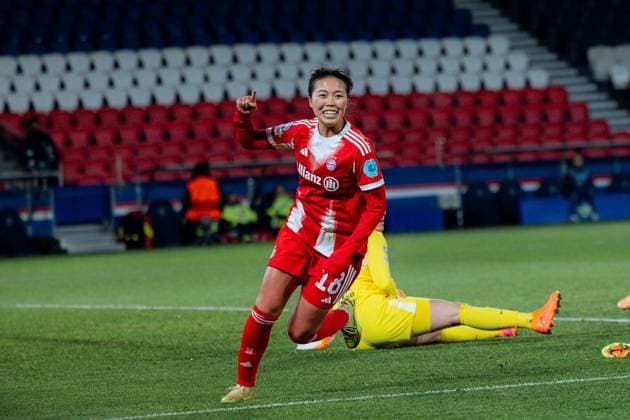Momoko Tanikawa of Bayern Munchen celebrates after scoring her team s second goal during the UEFA Womens Champions League game between Paris Saint-Germain and FC Bayern Munich at Parc des Princes in Paris, France. Copyright: xPaulinexFIGUETx xSPPx Sportspressphoto_SPR64227