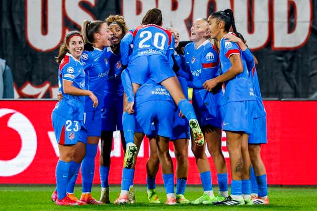 Synne Jensen of Atletico Madrid celebrates with teammates after scoring her teams third goal FC Twente v Club Atletico de Madrid, UEFA Women s Champions League 2025 26 League Phase MD4, FC Twente v Club Atletico de Madrid, FC Twente Stadion, November 20, 2025, Enschede, Netherlands.