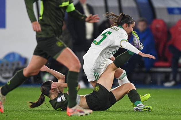 OHL Women s Zenia Mertens and Roma s Giulia Dragoni pictured in action during a soccer match between Oud-Heverlee Leuven Women and Italian AS Roma, Thursday 20 November 2025 in Leuven, game 4 (out of 6) in the league phase of the UEFA Women s Champions League competition. JILLxDELSAUX  x143044713x