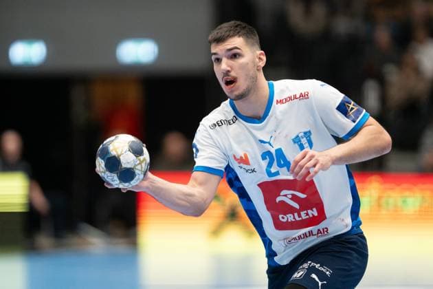GOG v Orlen Wisla Plock, EHF Champions League, Svendborg, Denmark Svendborg, Denmark. 20th, November 2025. Gergo Fazekas (24) of Orlen Wisla Plock seen during the EHF Champions League match between GOG and Orlen Wisla Plock at Arena Svendborg in Svendborg. Denmark, Svendborg  Copyright: xGonzalesxPhoto KentxRasmussenx